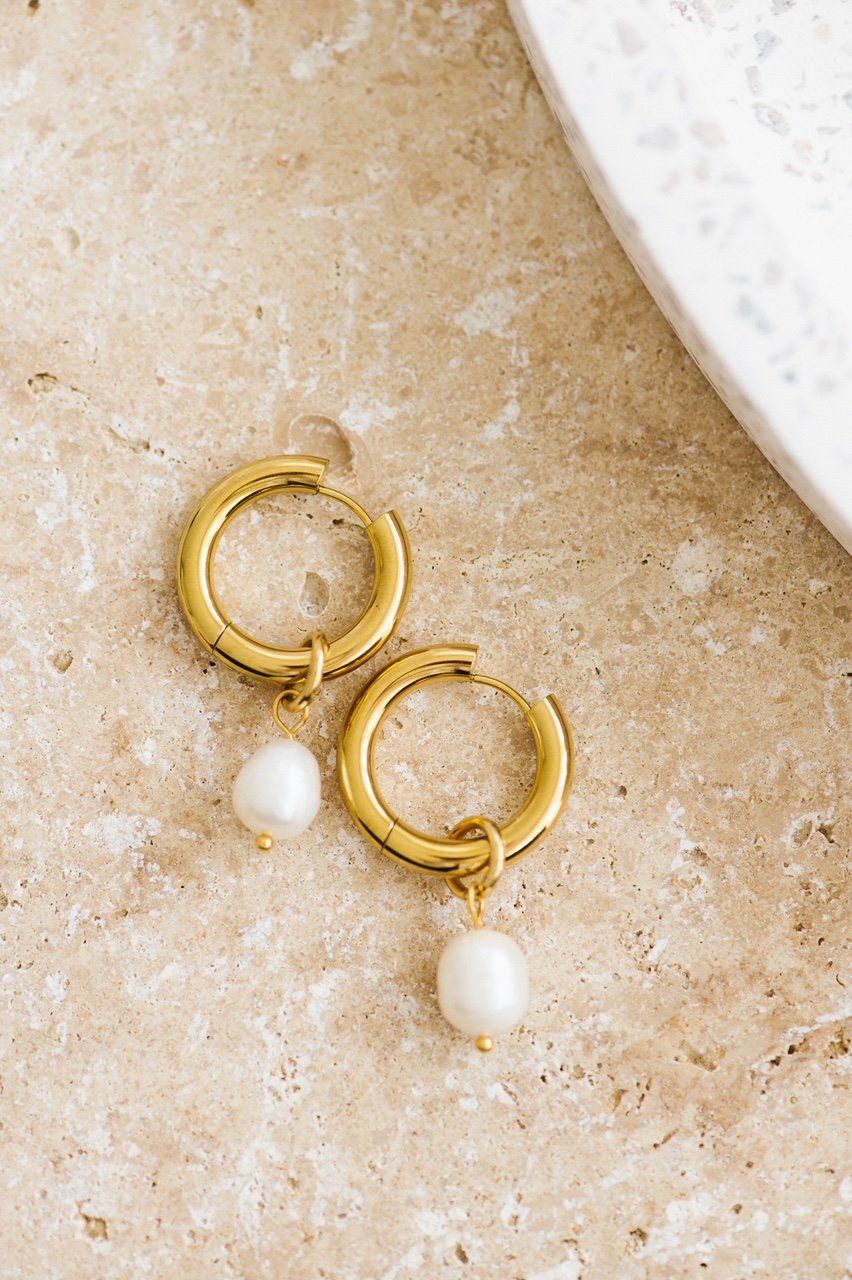 Allegra Gold Earrings with Pearls